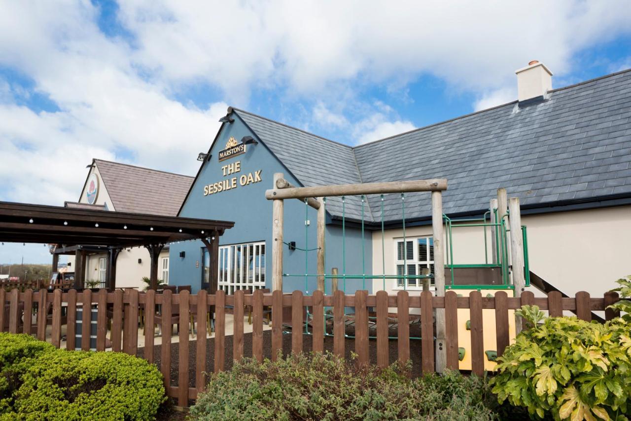 Sessile Oak, Llanelli By Marston'S Inns 외부 사진